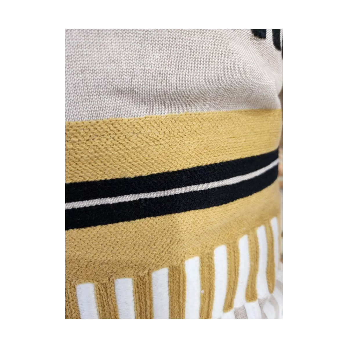 Coussin Brodé Eden 45x45