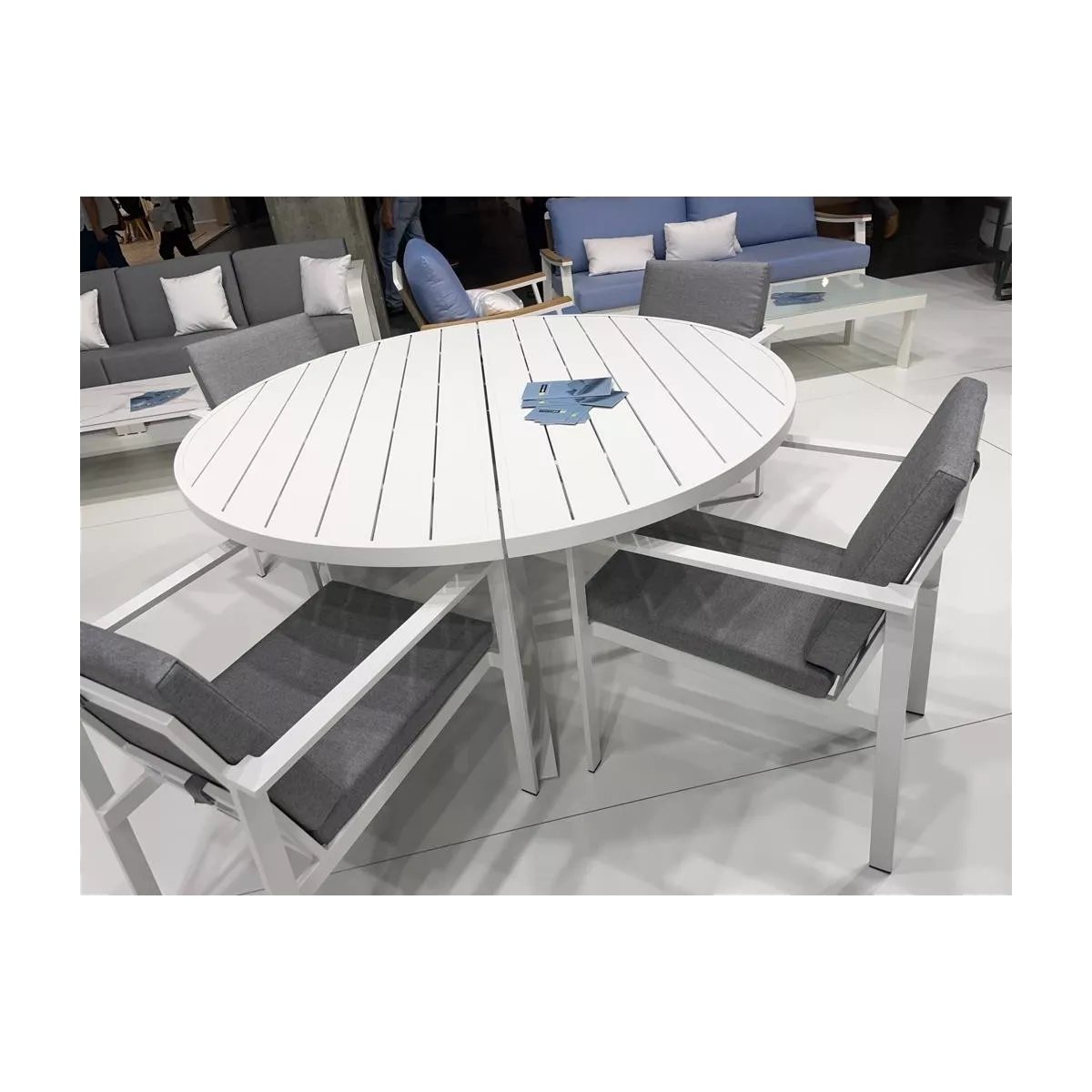 Table Nerja 145 en Aluminium blanc avec allonge