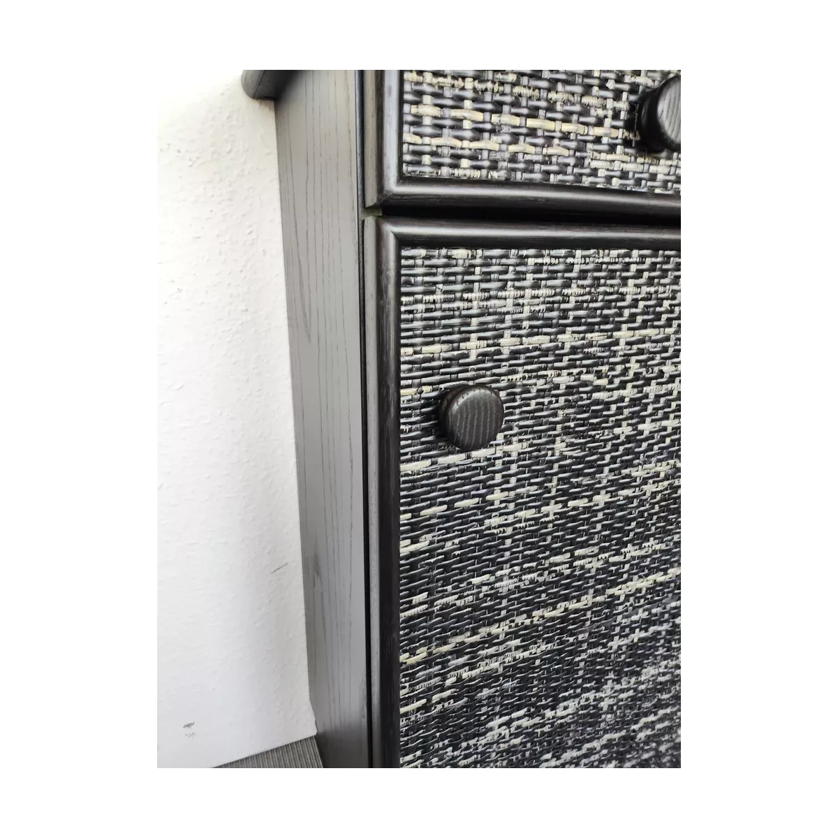 Meuble Téléphone en Rotin  47x34 : 1 Porte et 1 Tiroir Noir