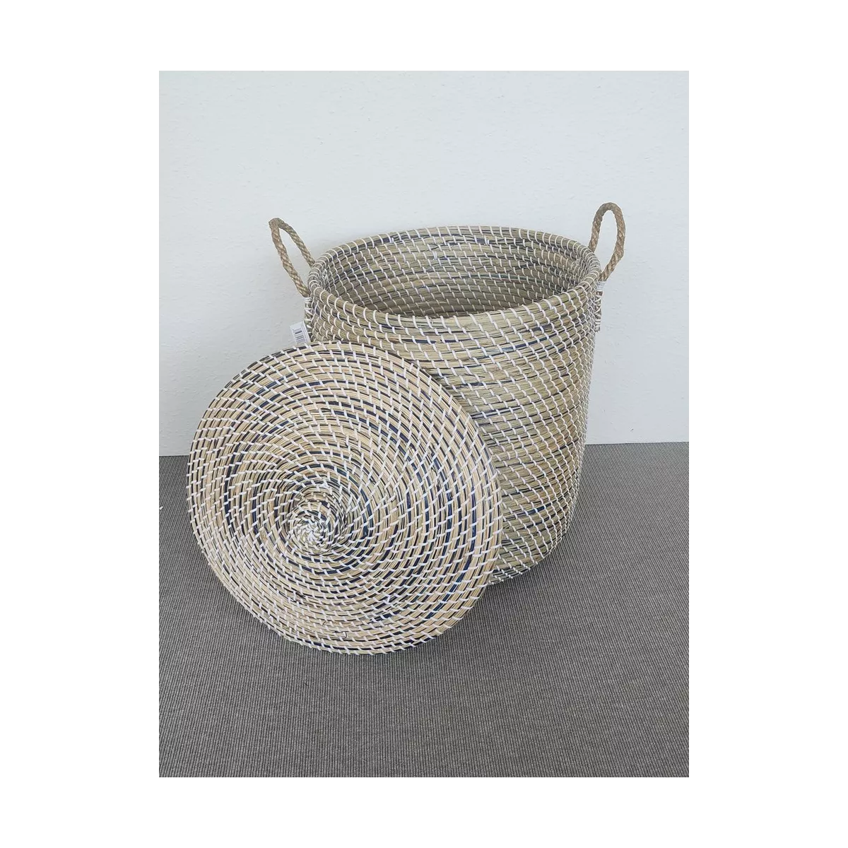 Panière Jade à linge en Jonc bleu 46x67