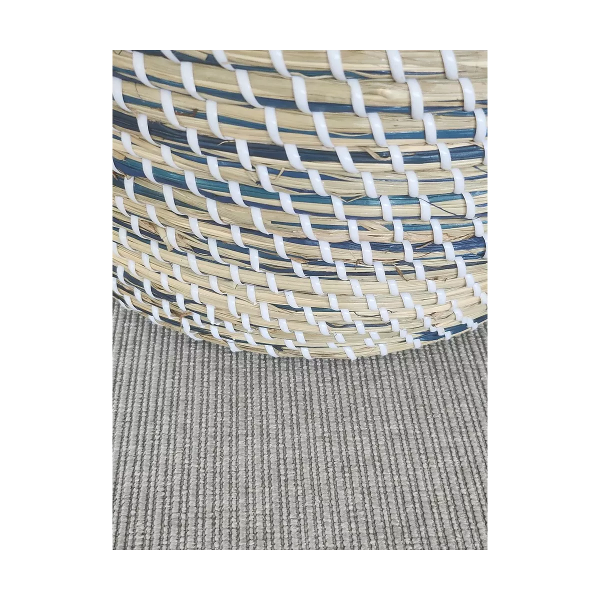 Panière Jade à linge en Jonc bleu 42x57