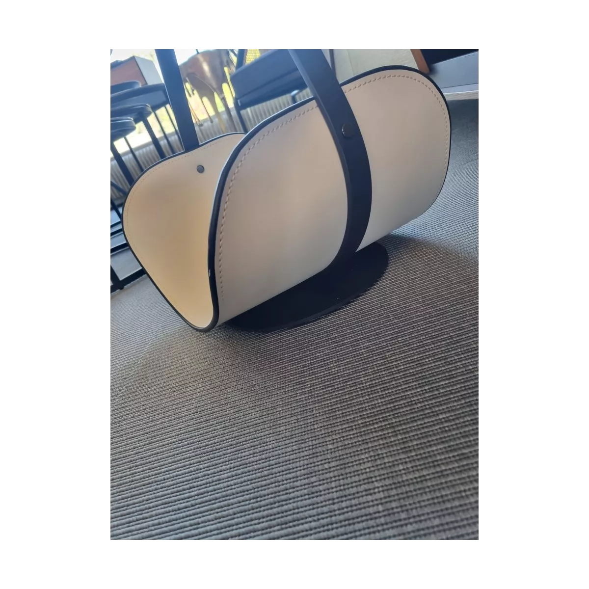 Porte Revues Métal et Simili Beige