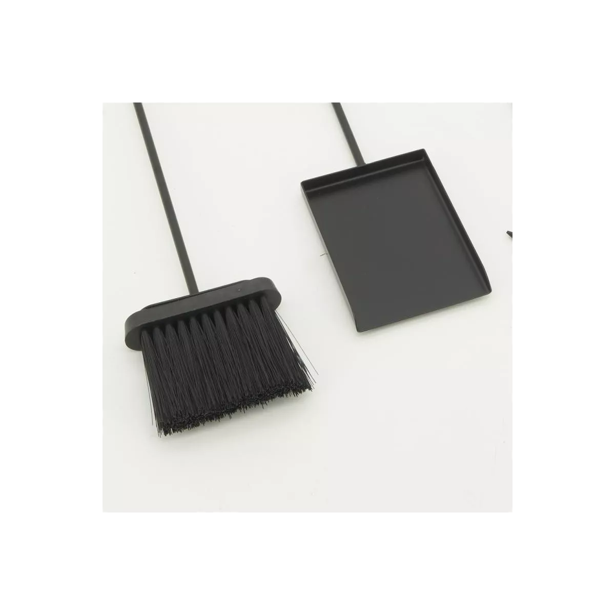Porte Buches en métal noir + 4 accessoires