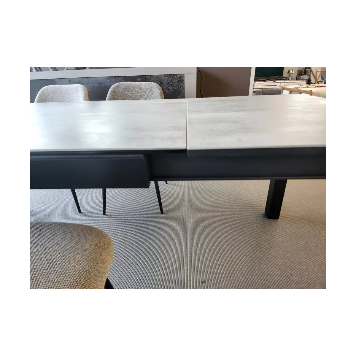 Table Tokio 140cm en Céramique Gris Beton