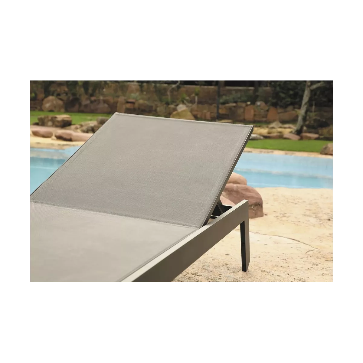 Chaise Longue Chypre Alu Taupe