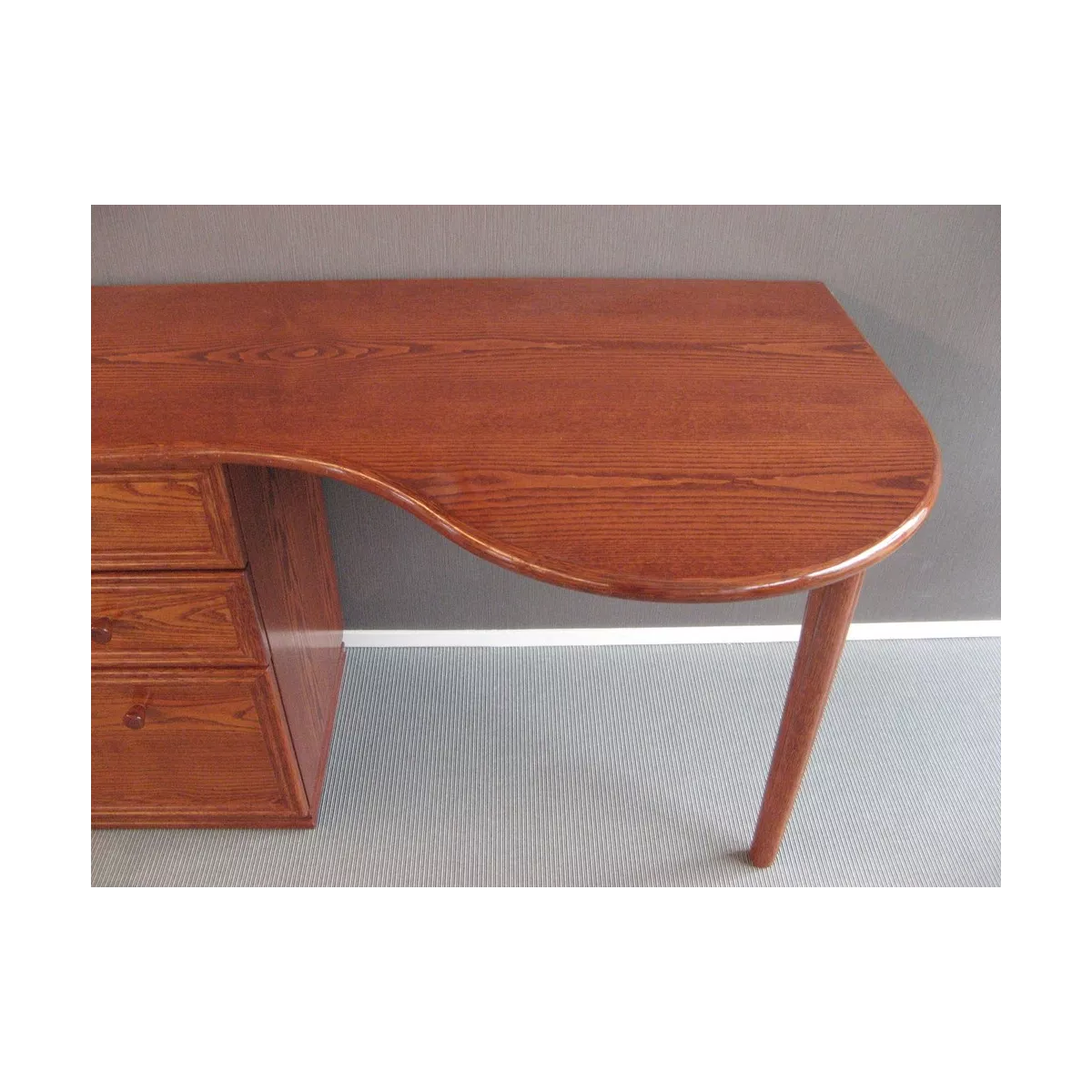 Bureau Kos Cognac