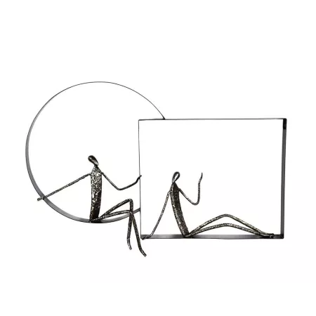Sculpture murale 2 personnages en aluminuim dans cercles
