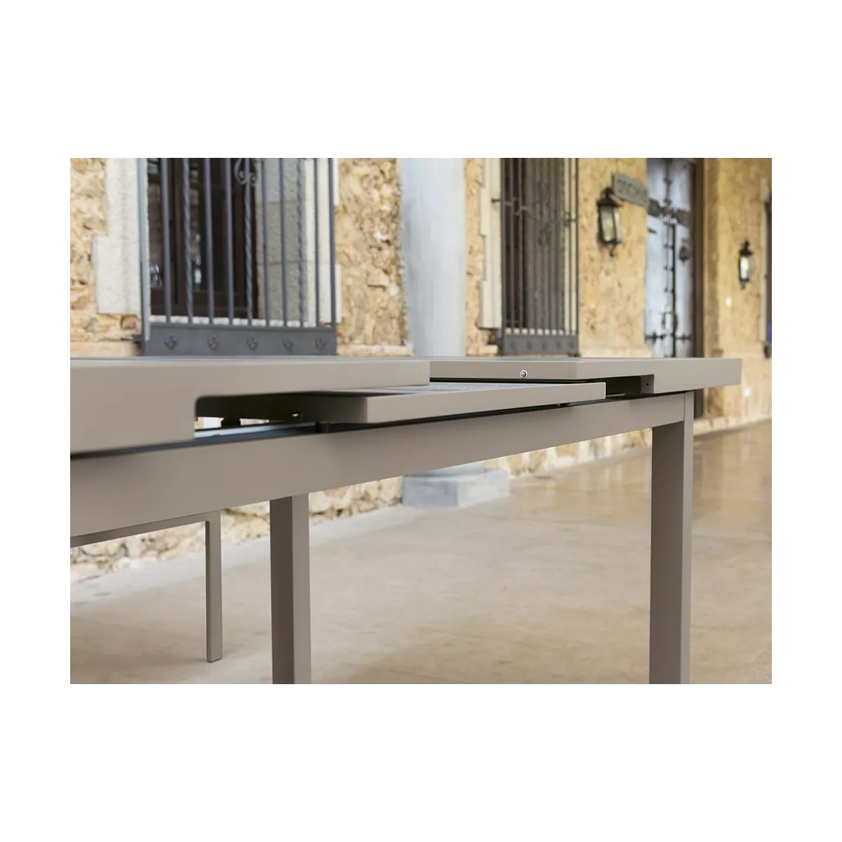 Table Chypre Aluminium180/240