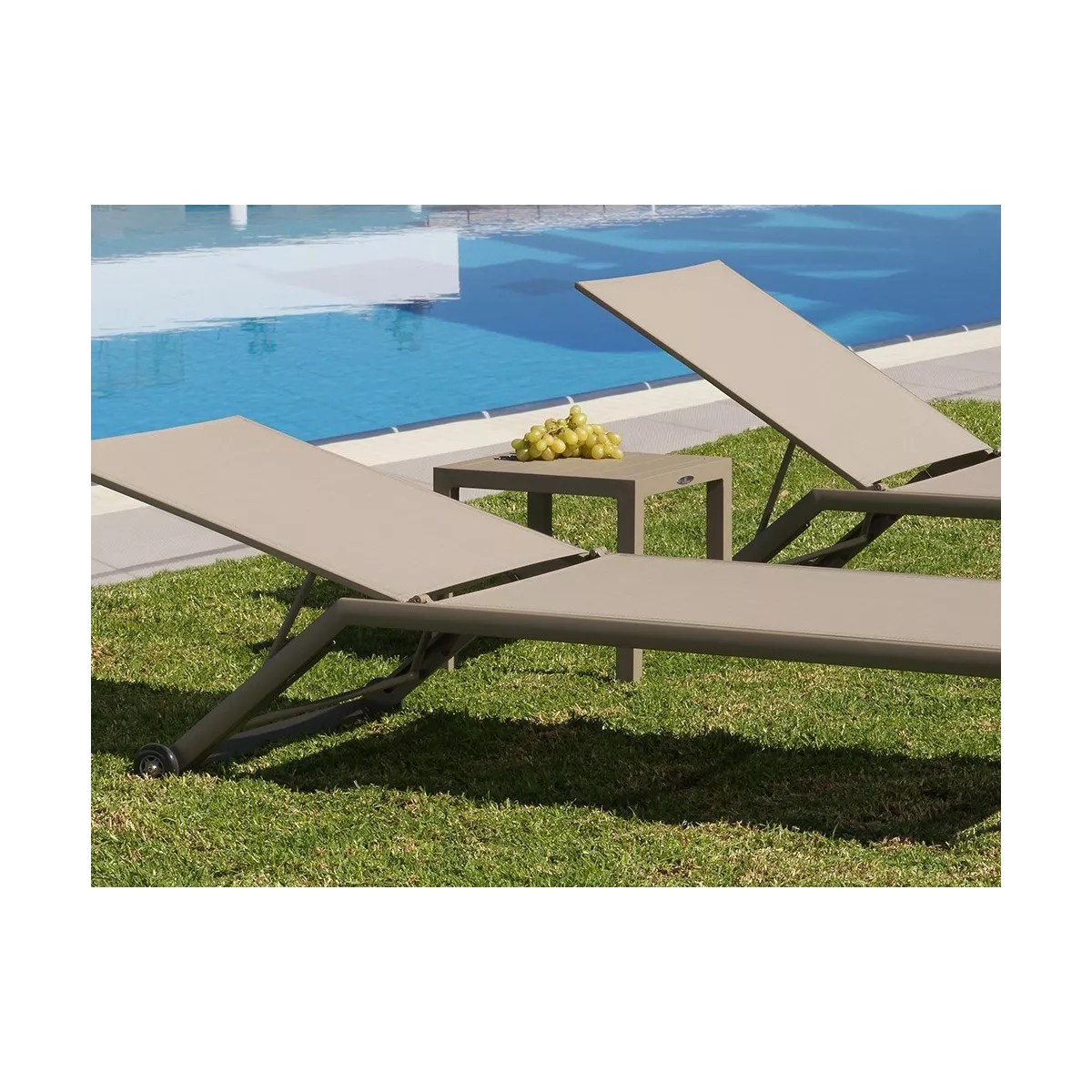 Bout de Canapé Faro Aluminium Taupe