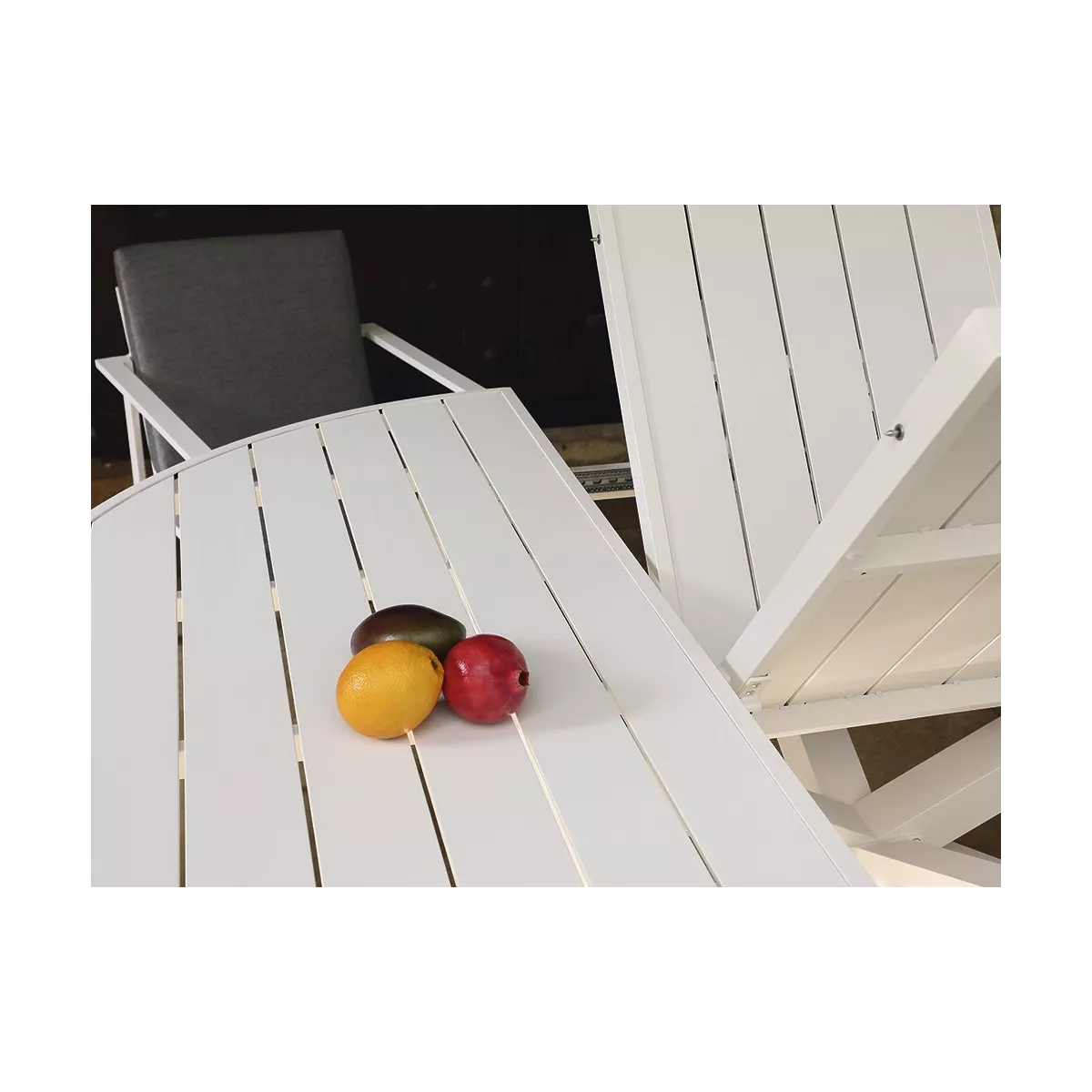 Table Nerja 145 en Aluminium blanc avec allonge
