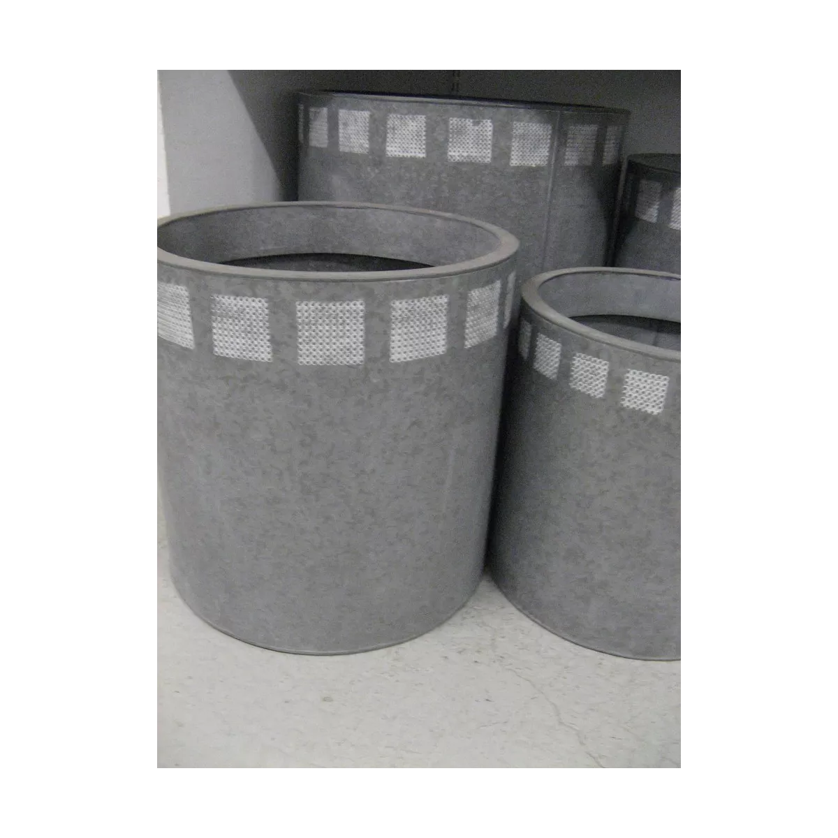 Cache Pot en Zinc Blanchi Diam 57cm