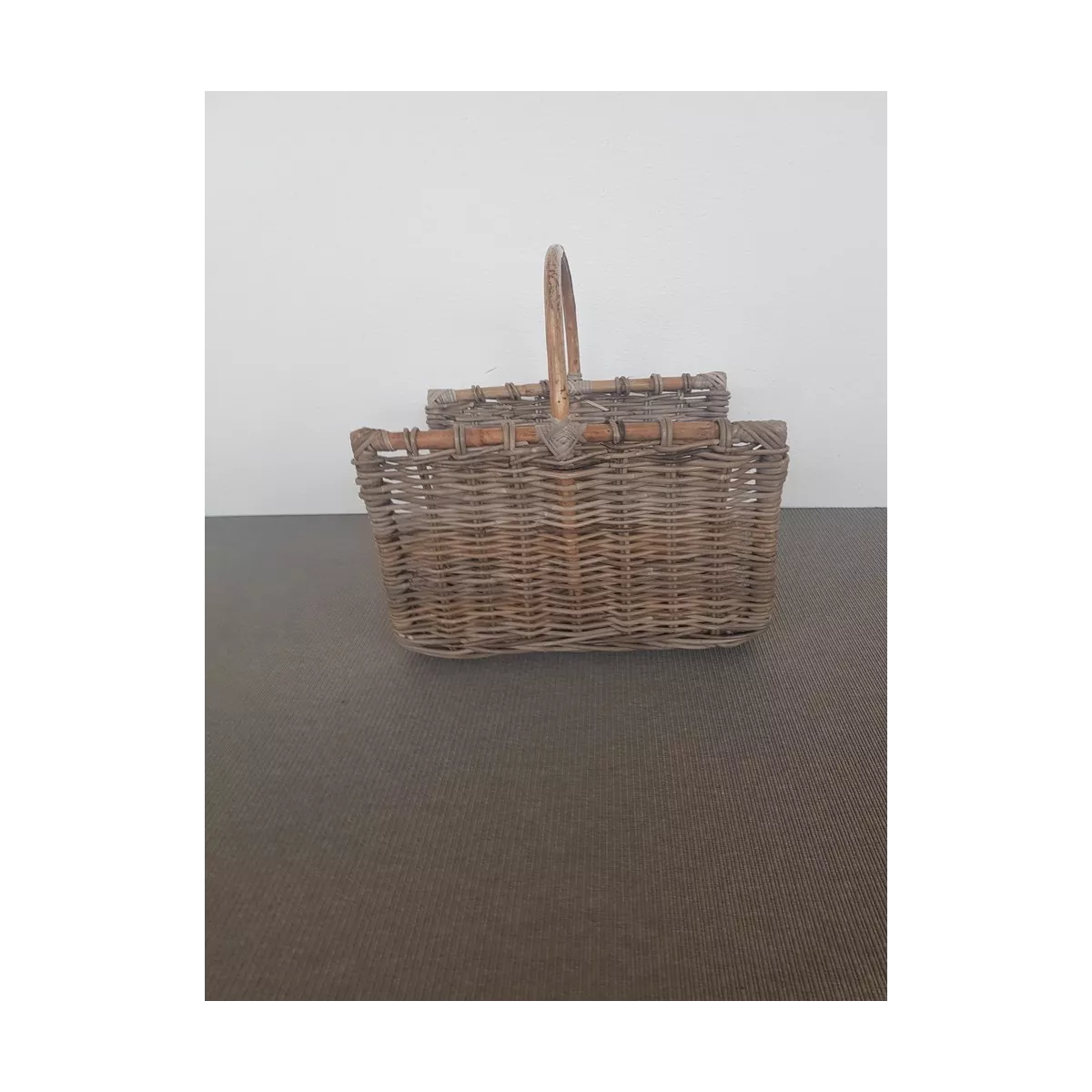 Panier à Bois Kubu en V