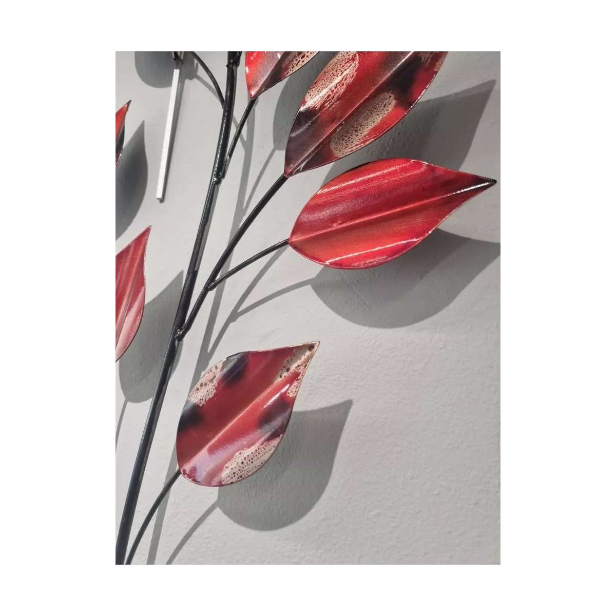 Déco Murale Métal Feuilles Rouges 40x69