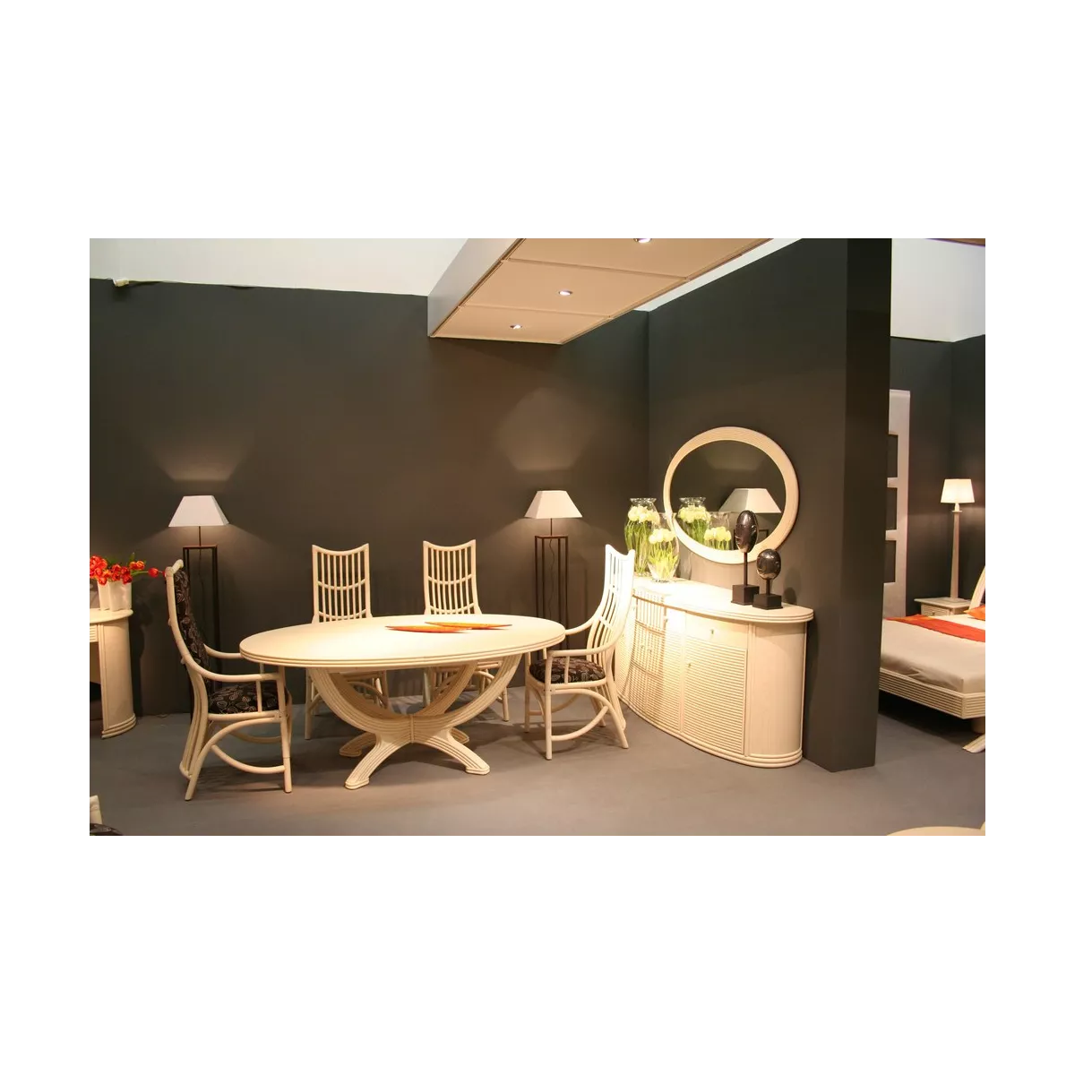 Table Nui Ovale à partir de