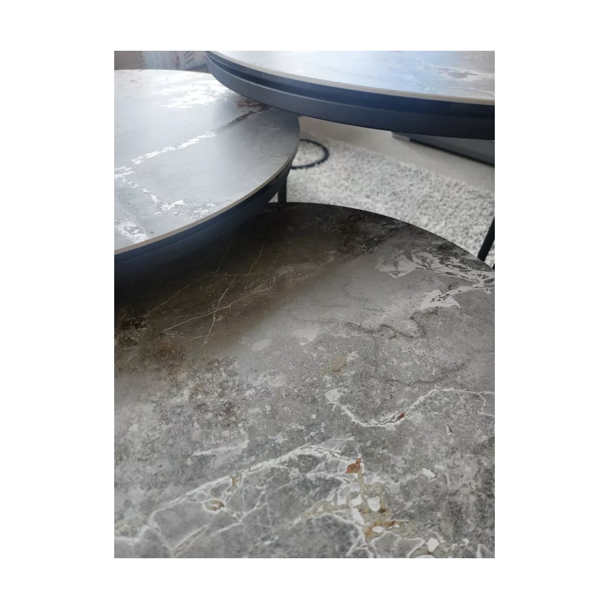 Série de 3 Tables Gigognes Astre en céramique