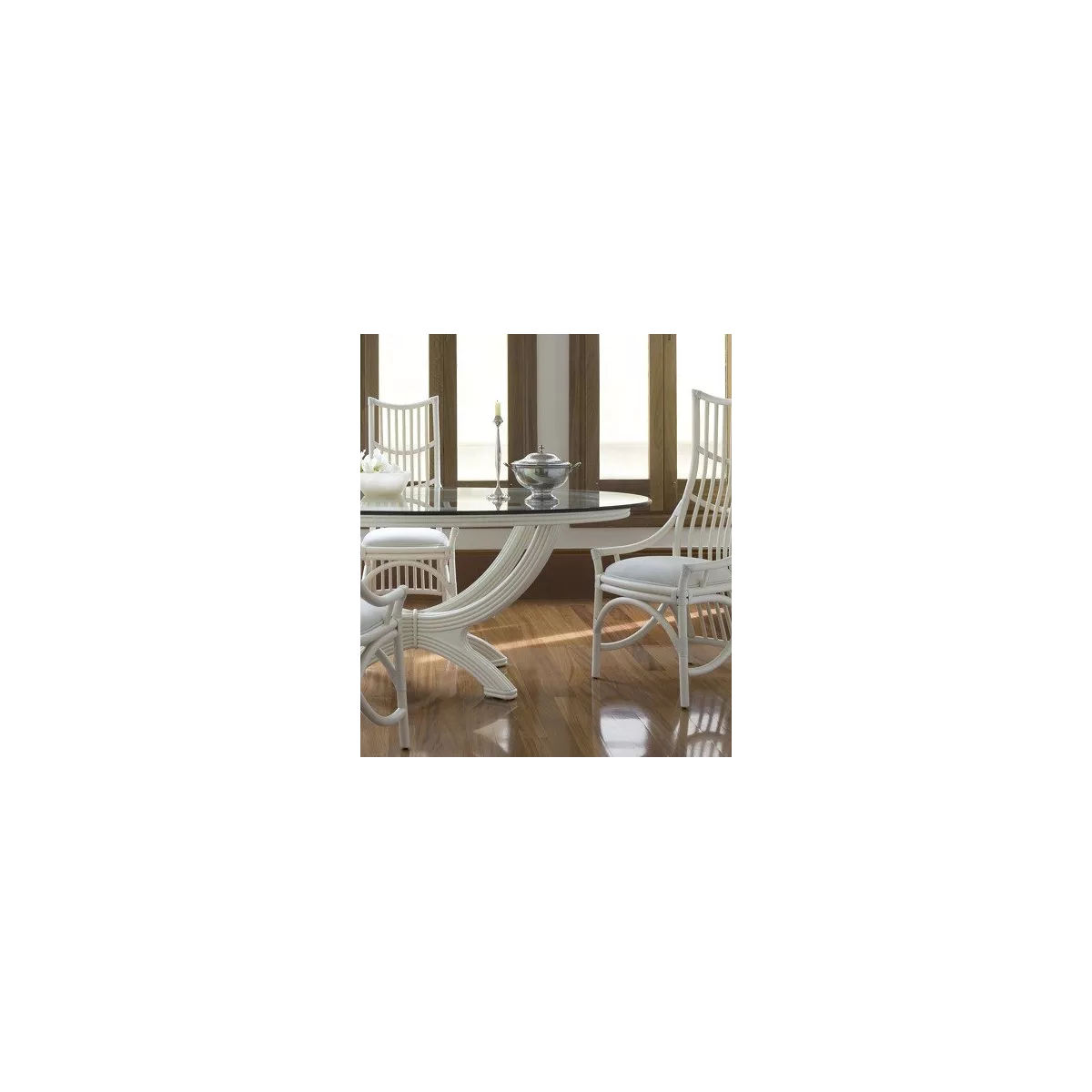 Table Nui Ovale en verre à partir de