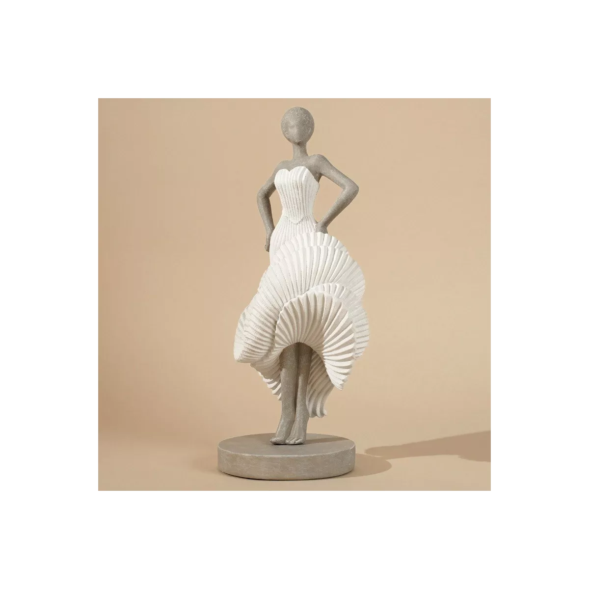 Statue Danseuse Lilibeth 36h