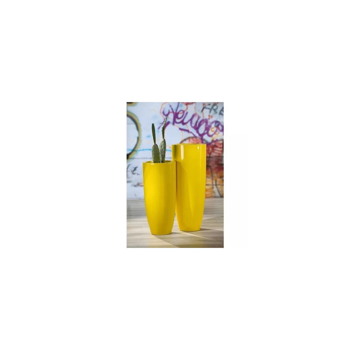 Vase Résine Konus Jaune h.75