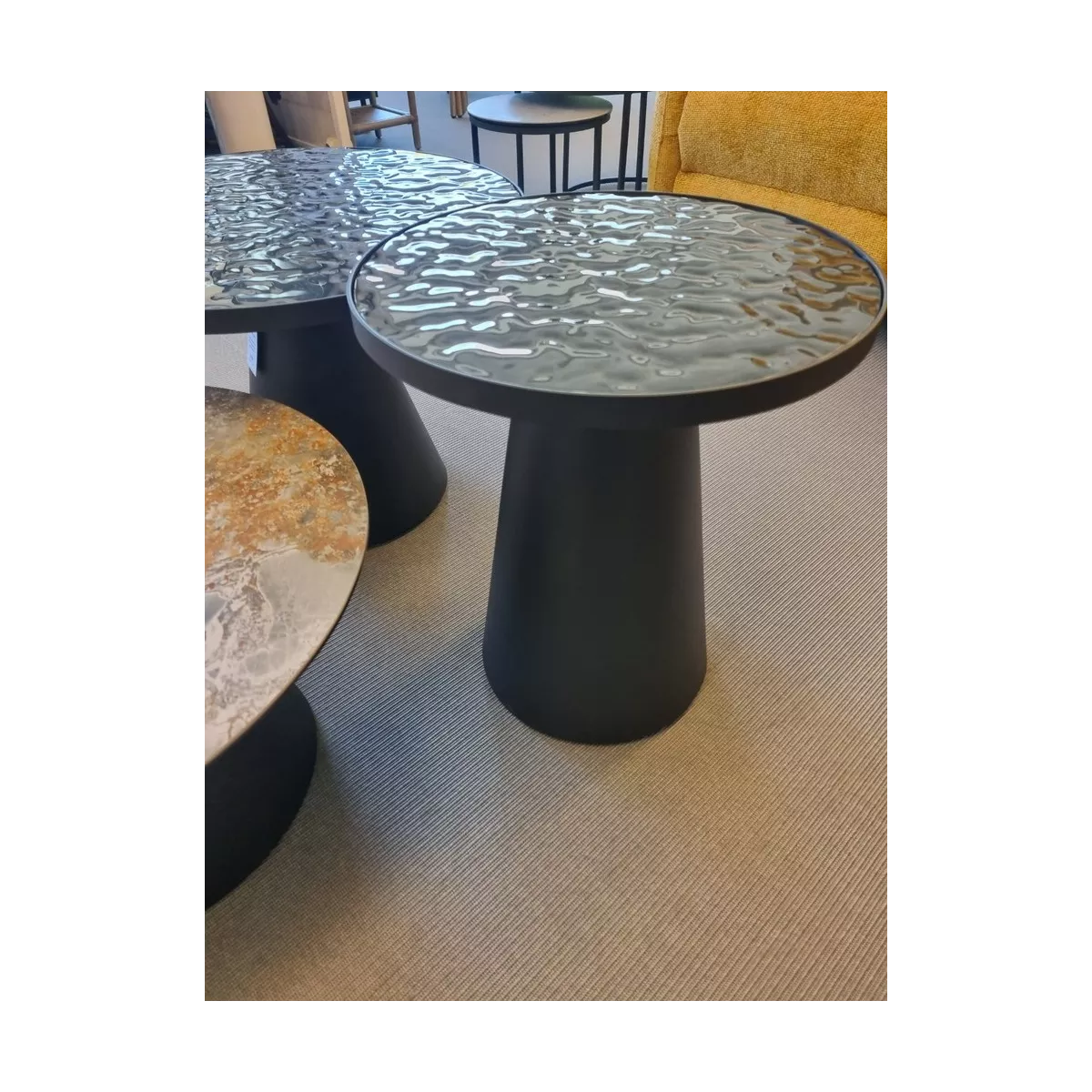 Guéridon Cyprée 44x44xplateaux en verre matelé
