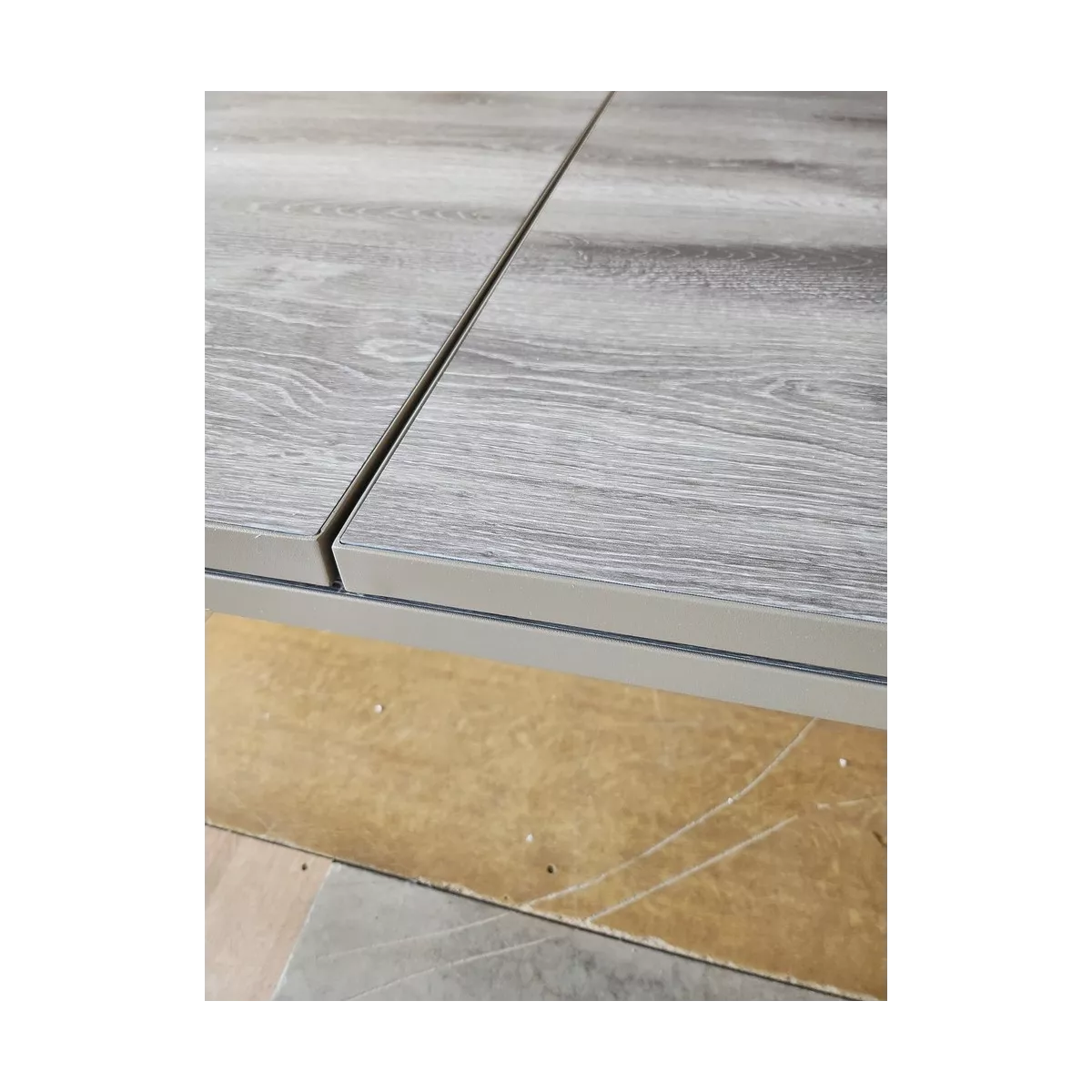 Table Chypre Aluminium180/240