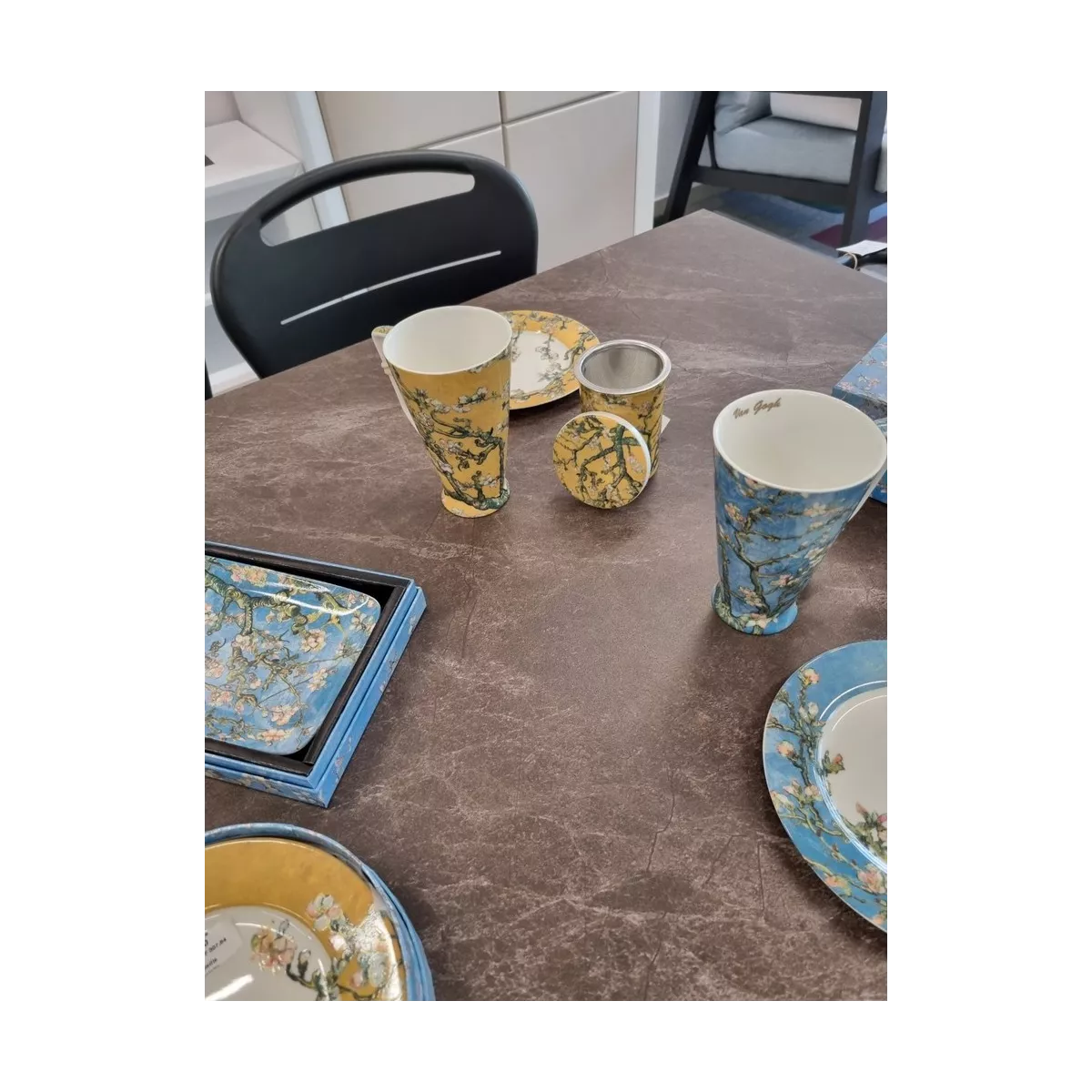 Coffret 1 Mug 500ml Les Amandiers Van Gogh Jaune