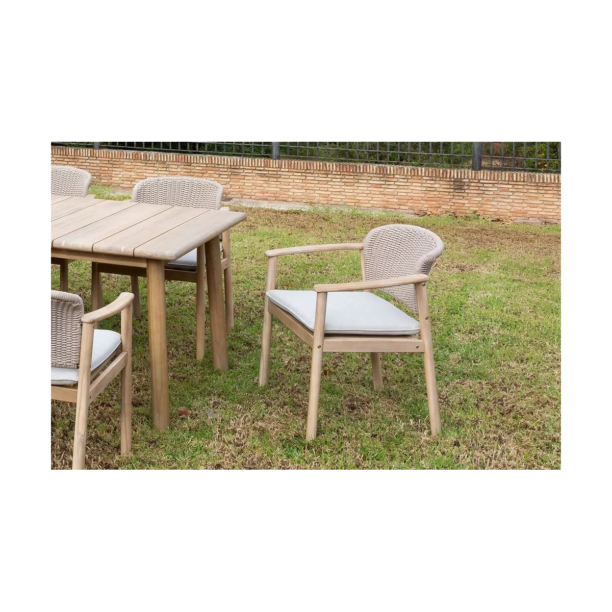 Table de repas Nature Acacia 226 cm
