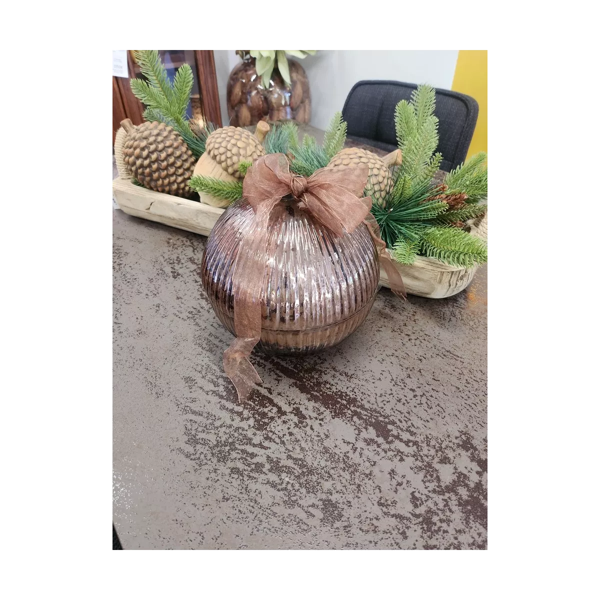 Bougie Parfumée Boule Pli Marron Cuivré H.19 cm