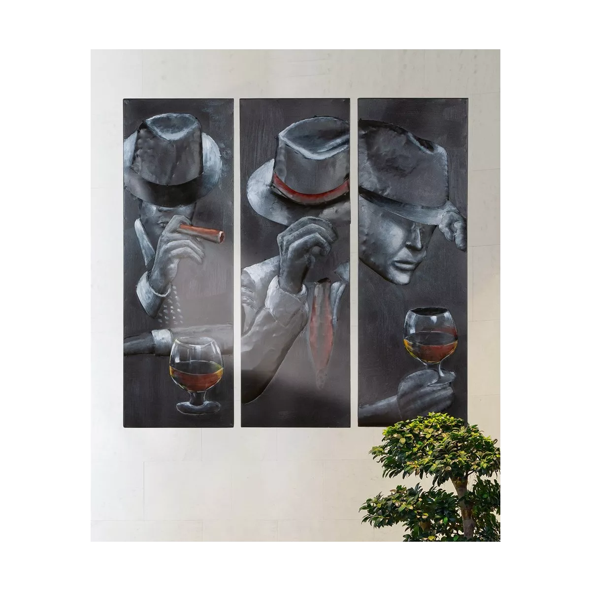 Décoration Murale Homme avec verre h.90cm