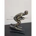 Sculpture Skieur Tout Schuss