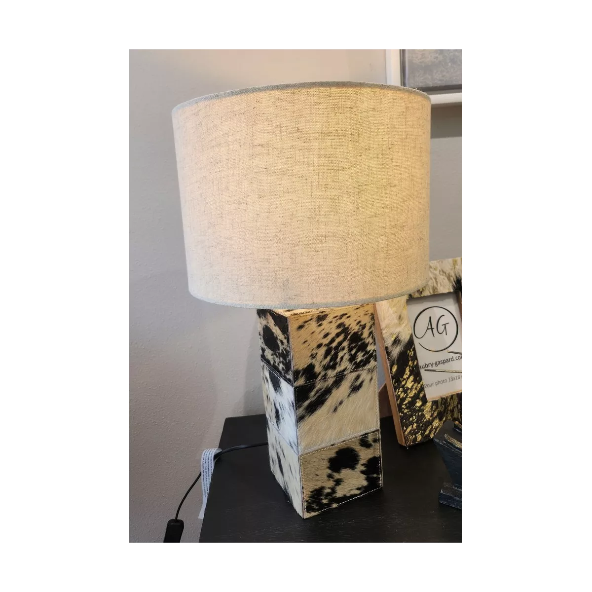Lampe en peau de vache H48 cm
