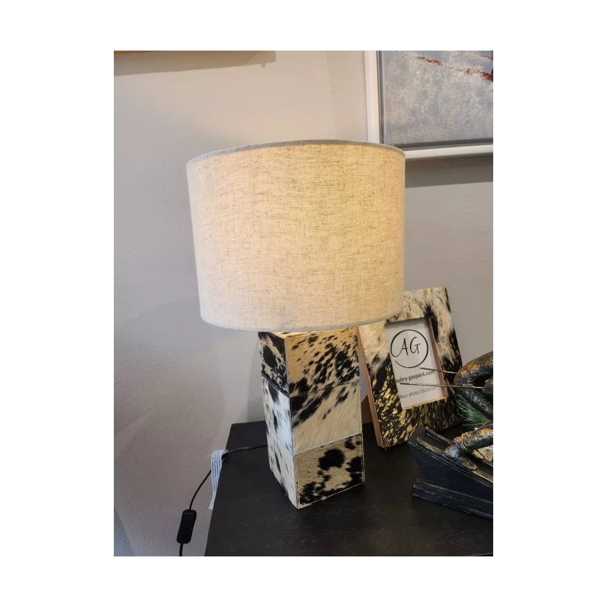 Lampe en peau de vache H48 cm