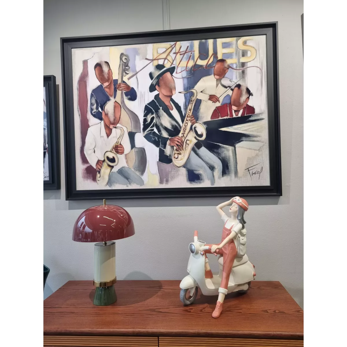 Statue Fille sur  Scooter h50cm