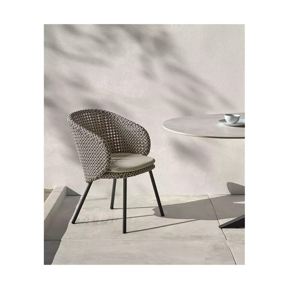 chaise Résine Modesto