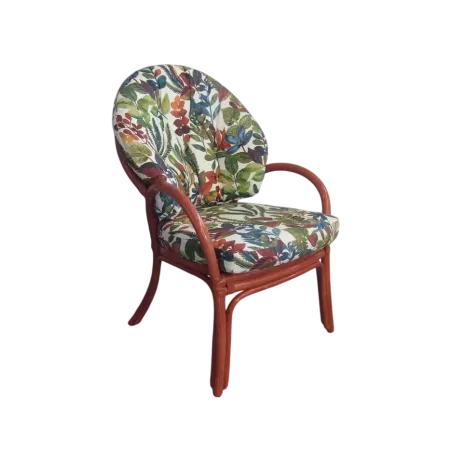fauteuil en rotin de jeux rouge