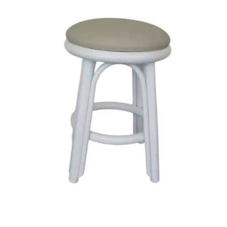 POUF EN ROTIN