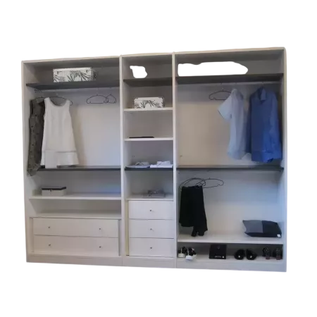 ARMOIRE EN ROTIN