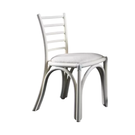 CHAISE EN ROTIN