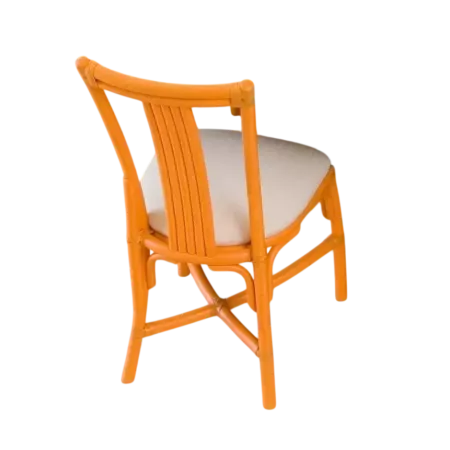 CHAISE EN ROTIN