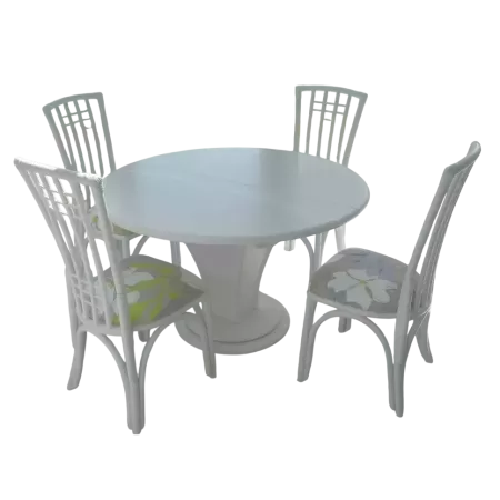 TABLE EN ROTIN