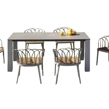 TABLE EXTERIEUR