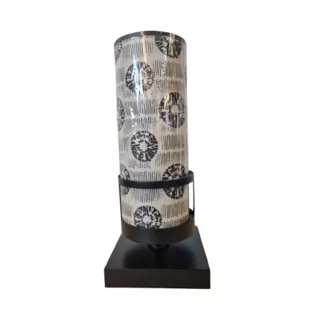 Lampe sixtyone hauteur 38cm avec chapeau en coton coloris ecru création flam et luce