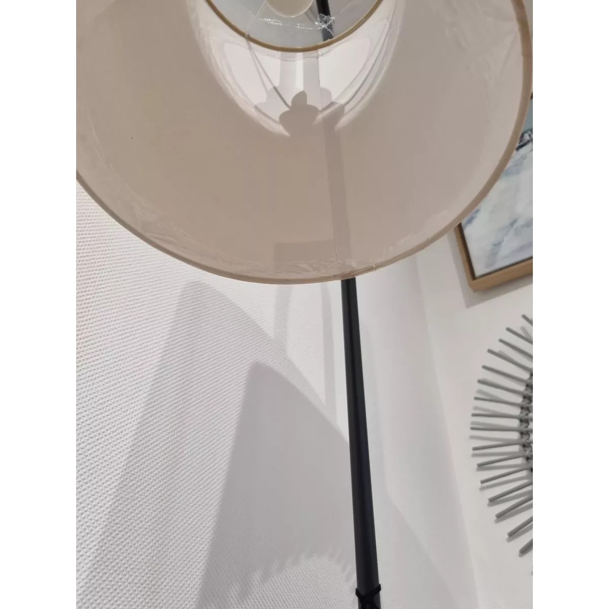 Lampadaire avec Tablette Benton