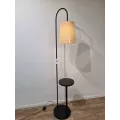 Lampadaire avec Tablette Benton