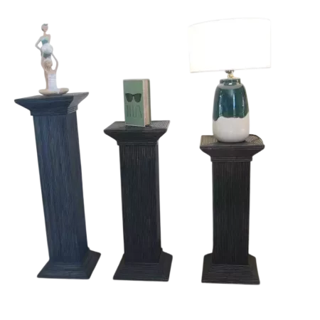 colonne en rotin