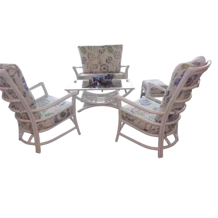 SALON EN ROTIN