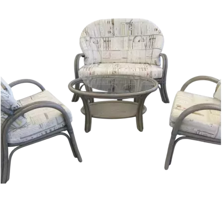 SALON EN ROTIN