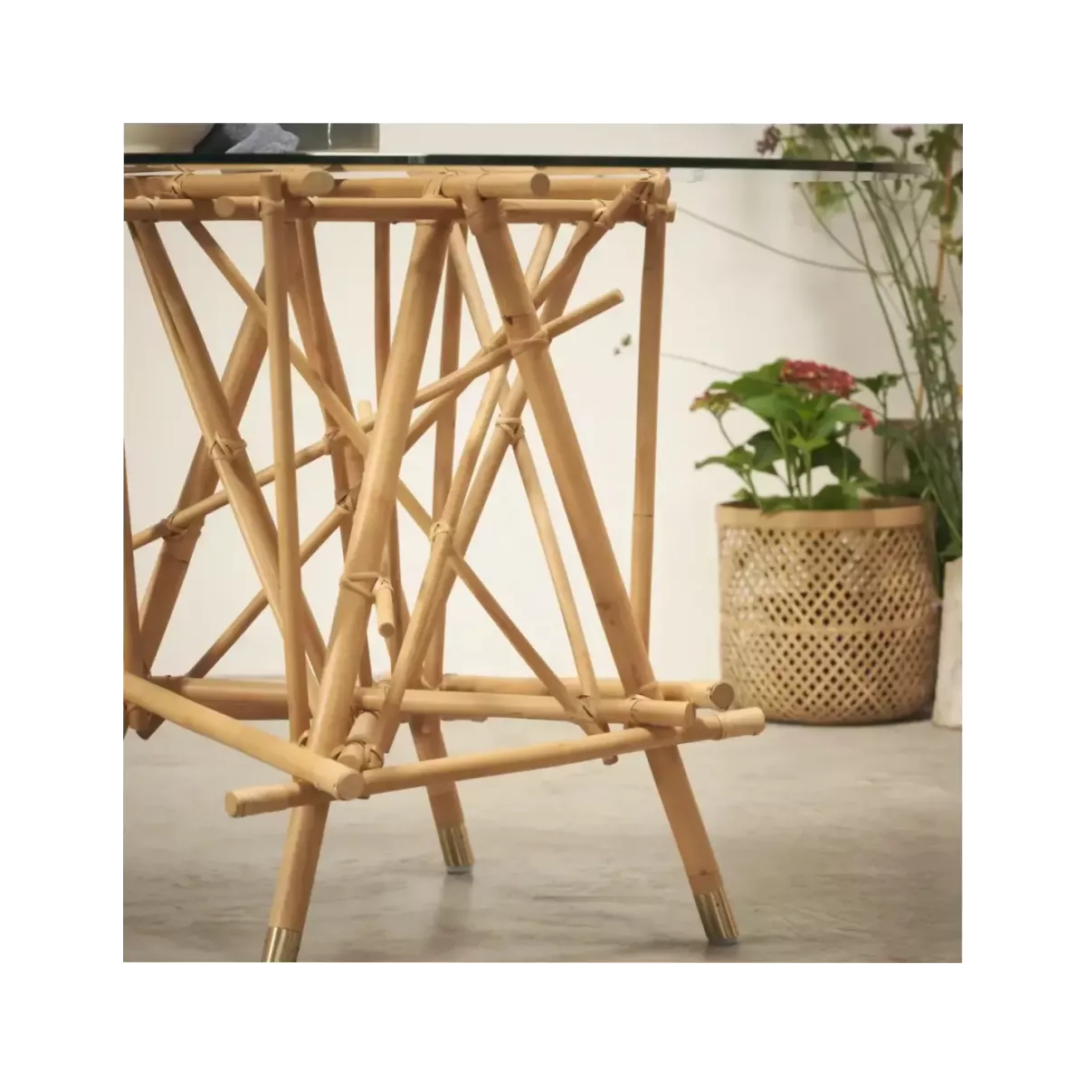 Table en rotin Mikado et verre 120cm