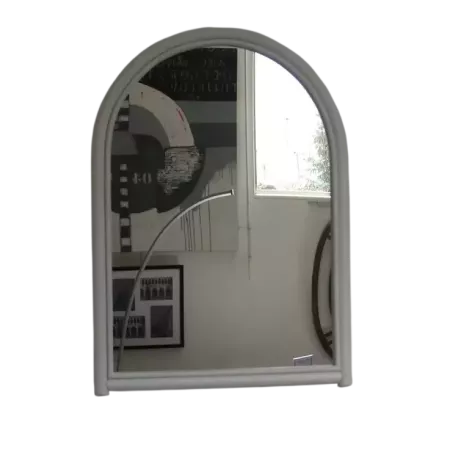 miroir en rotin