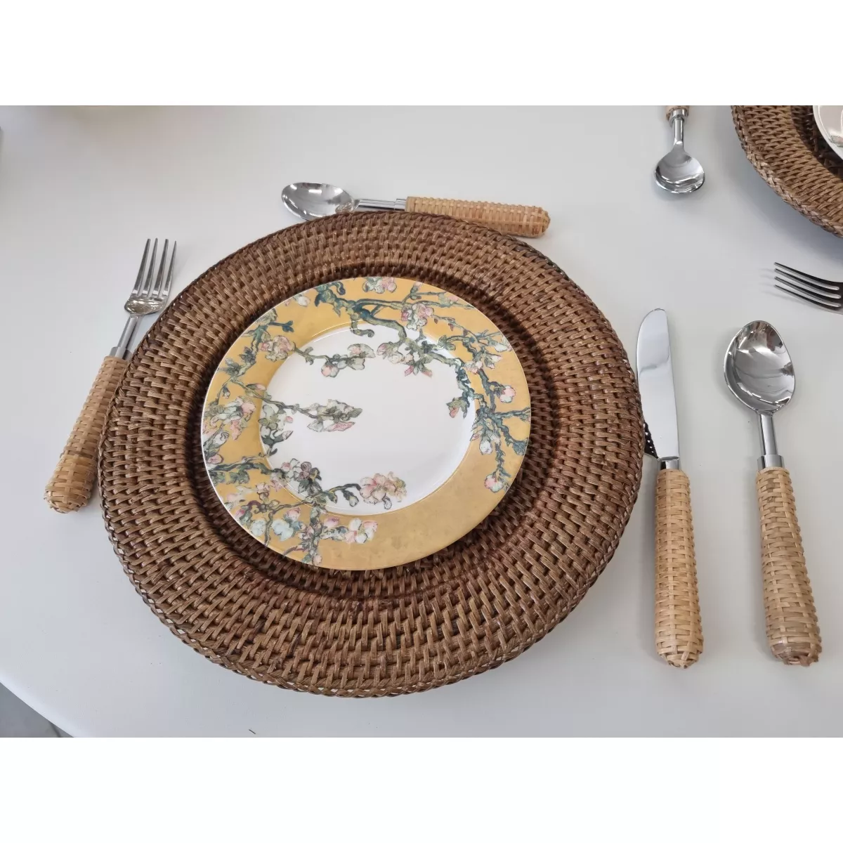 Set de 16 Couverts Inox et Rotin