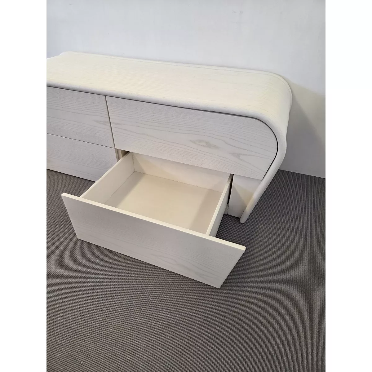 Commode Nui à partir de
